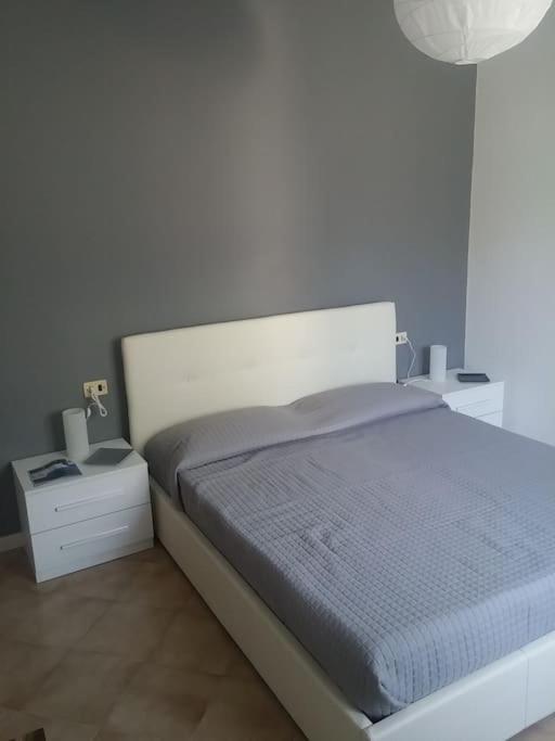 Ampio Bilocale Con Giardino Apartman Riccione Kültér fotó